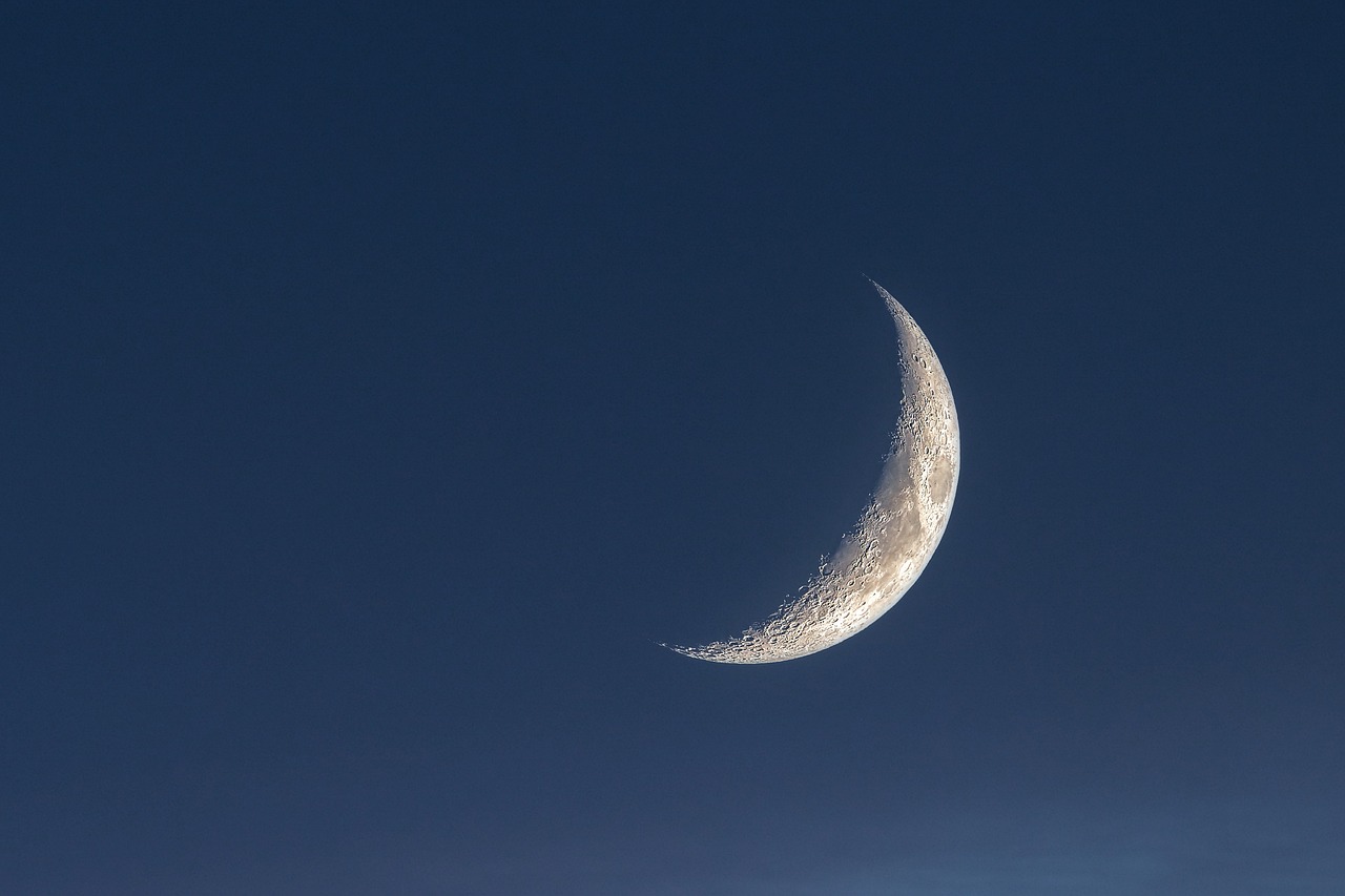 moon, crescent moon, universe-7362632.jpg